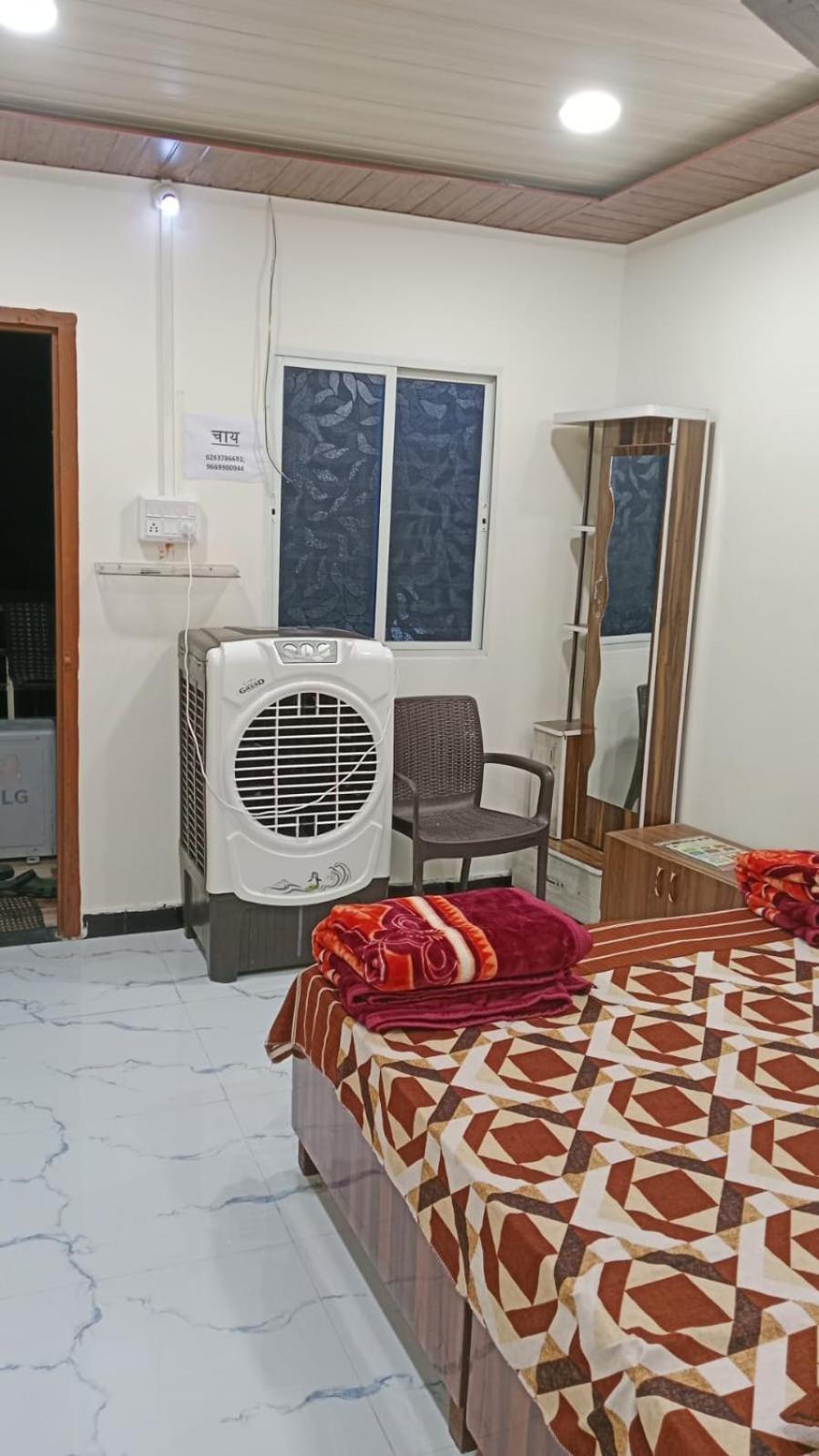 Shivanjali Bhakt Niwas Ujjain Eksteriør bilde